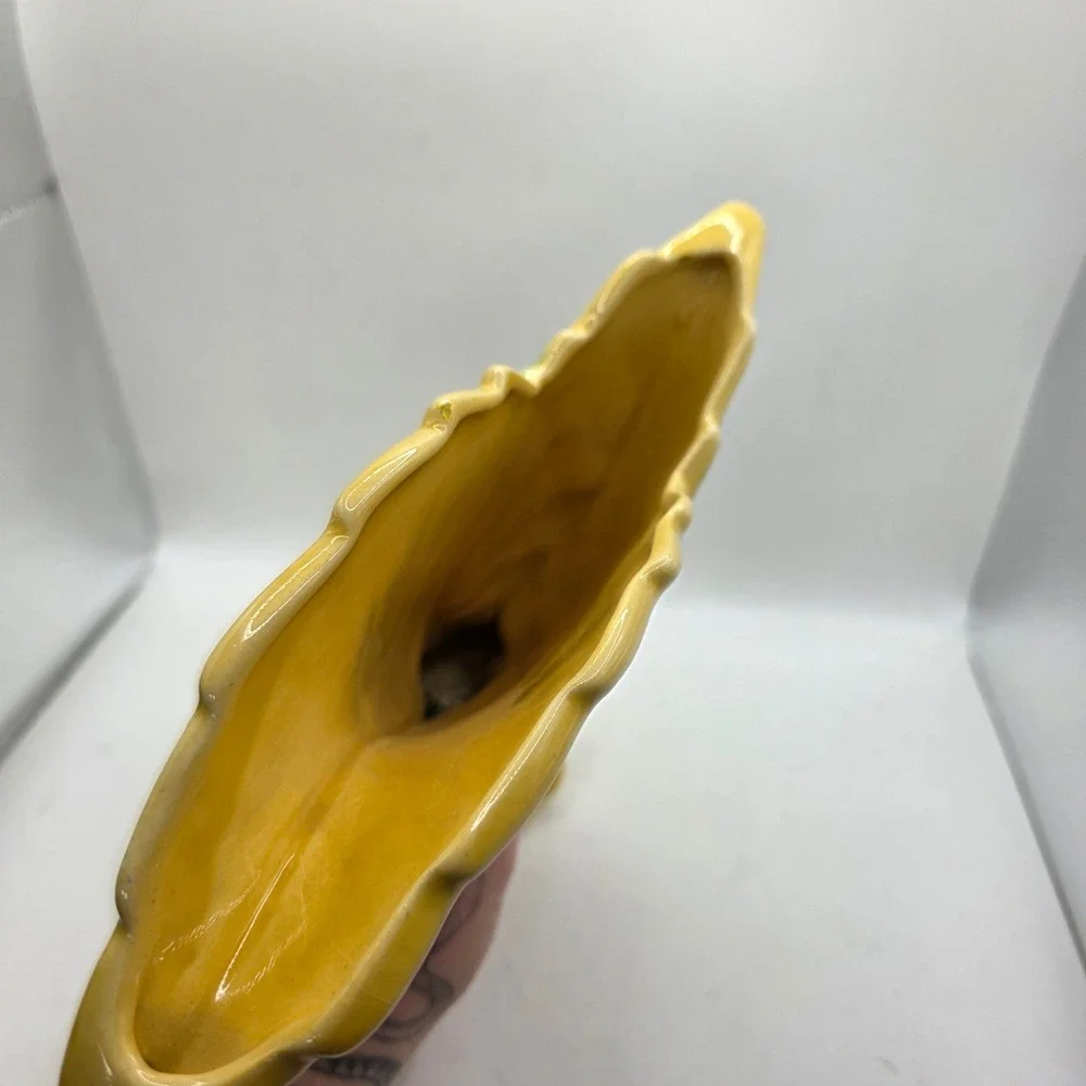 Vintage Royal Haeger Royal Hickman Yellow Drip Glaze Fan Leaf Vase 1940s USA